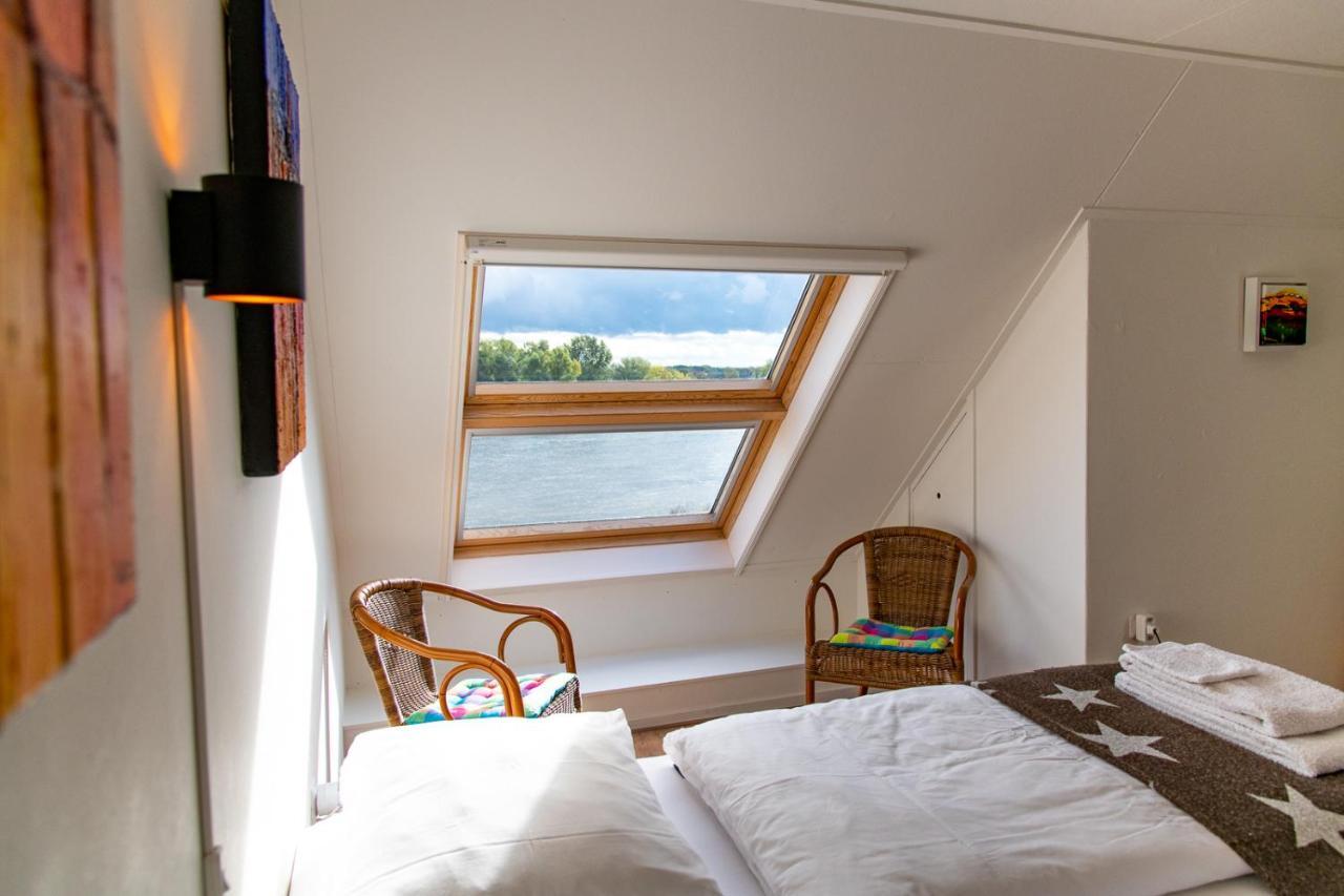 Vakantie Aan De Maas Broekhuizen  Ngoại thất bức ảnh