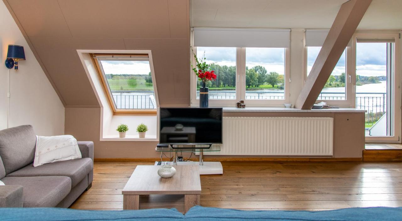 Vakantie Aan De Maas Broekhuizen  Ngoại thất bức ảnh